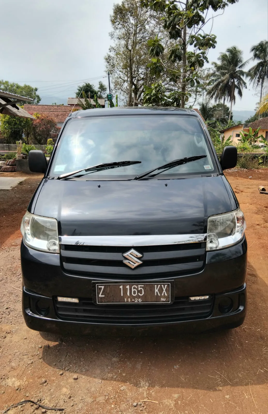 Suzuki APV 1.5 DLX MT 2011